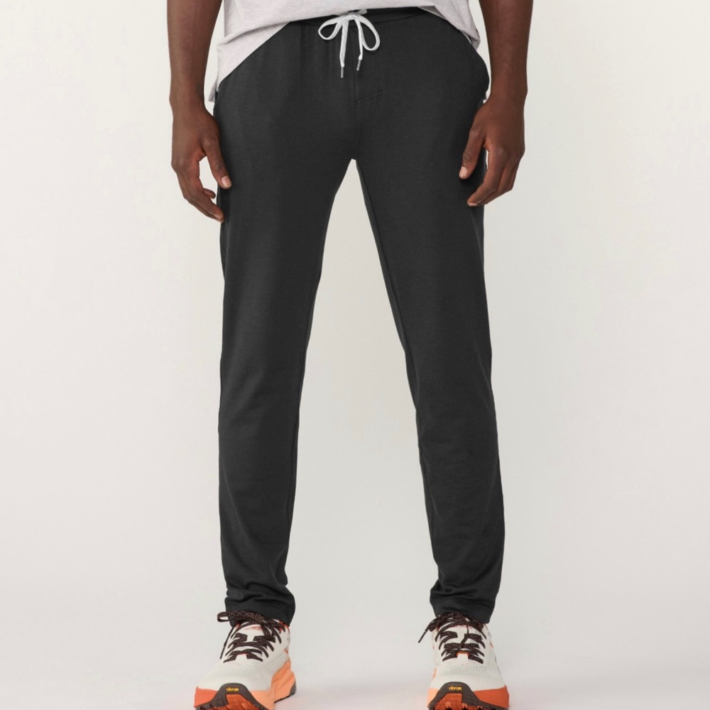 Vuori Jogger Pants